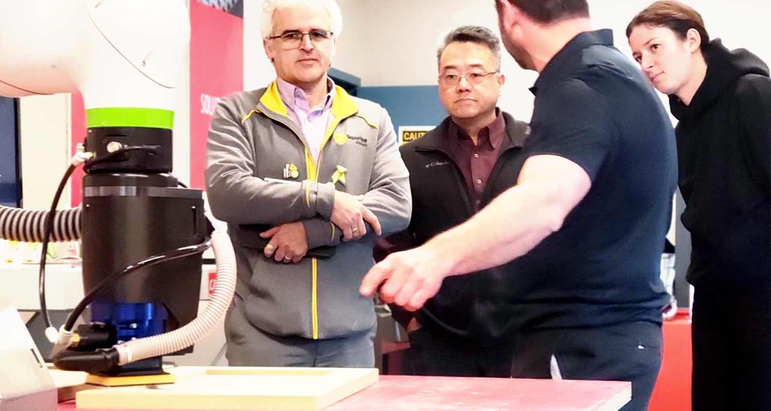 Jean-François enthusiastically explains the features of the PSA-80 Pro to a group of customers during the live demo at the Focus Show in Delta, BC, April, 2024.